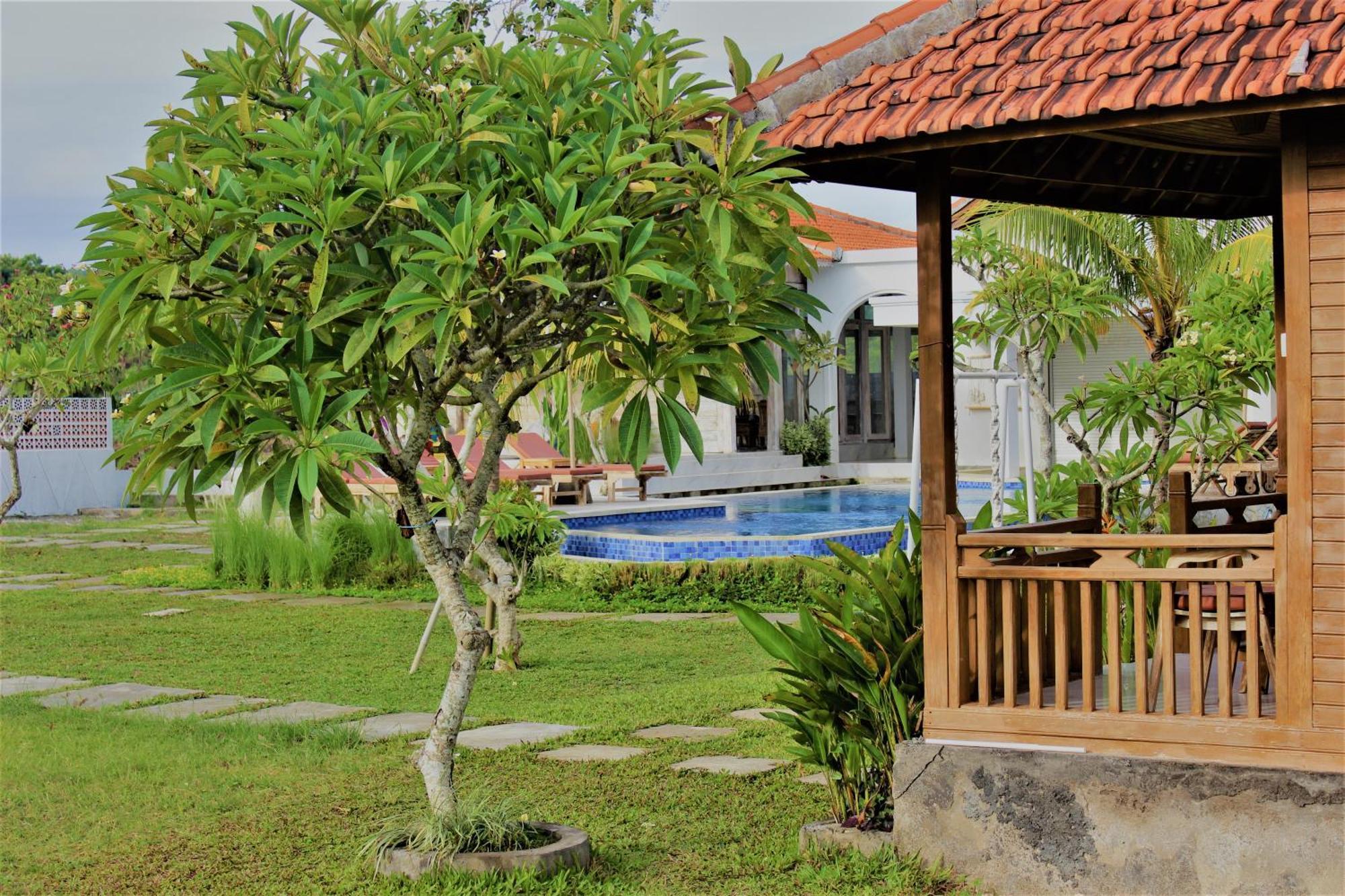 Batununggul Green Village Jungle Resort מראה חיצוני תמונה