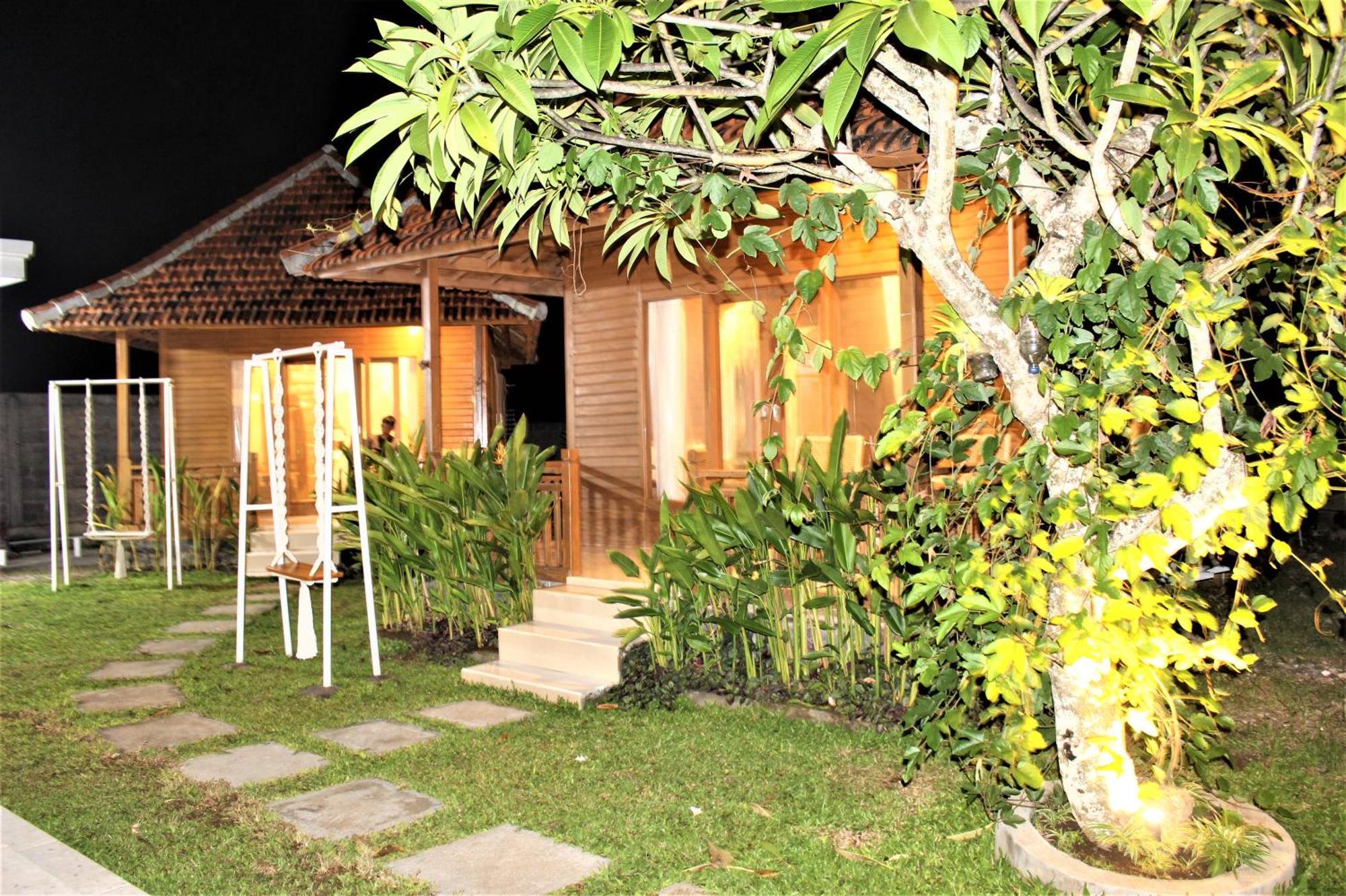 Batununggul Green Village Jungle Resort מראה חיצוני תמונה